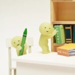 Smiski hiding figure