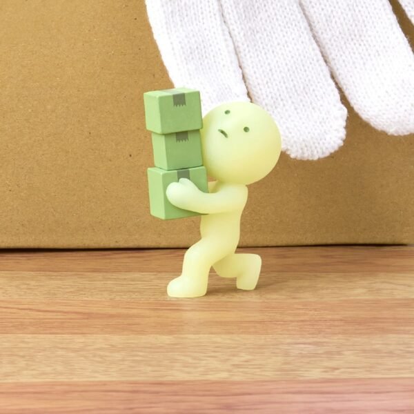 Smiski moving figure balancing boxes