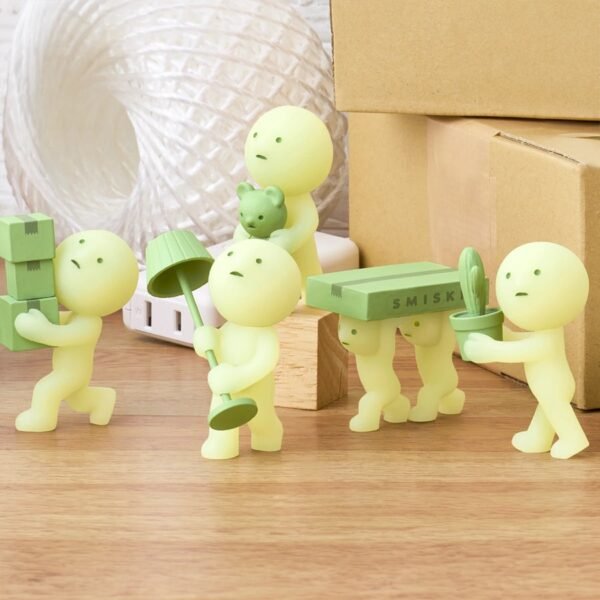 smiski moving series collection